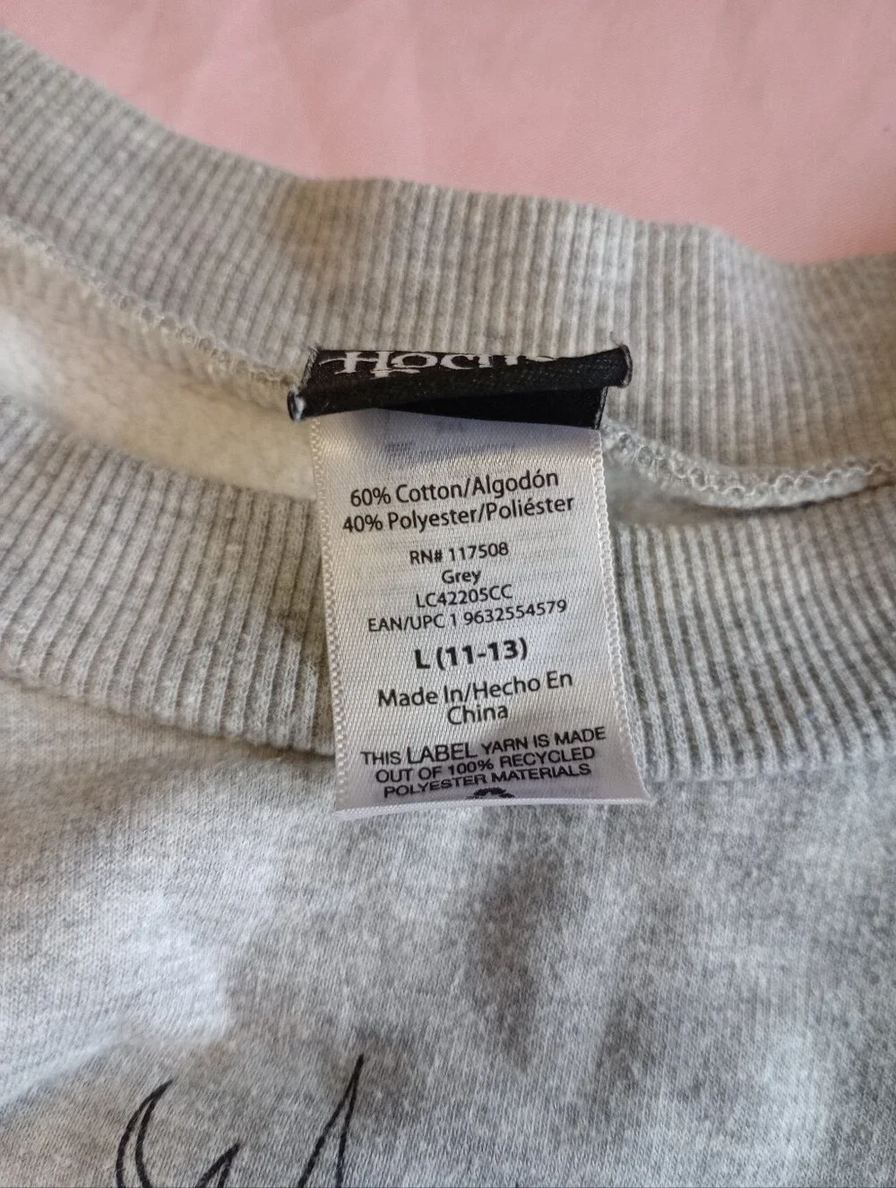 Disney Hocus Pocus Junior Womens Gray Witch Sweatshirt size L(11-13)